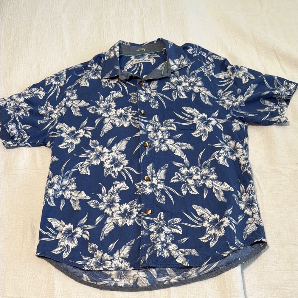 Tommy Bahama Blue and White Casual Button Down Shirt